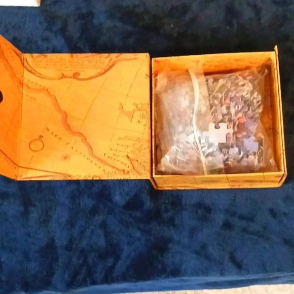 Dowdle puzzle...absolutely beautiful box. Never used. - Picture 2 of 5